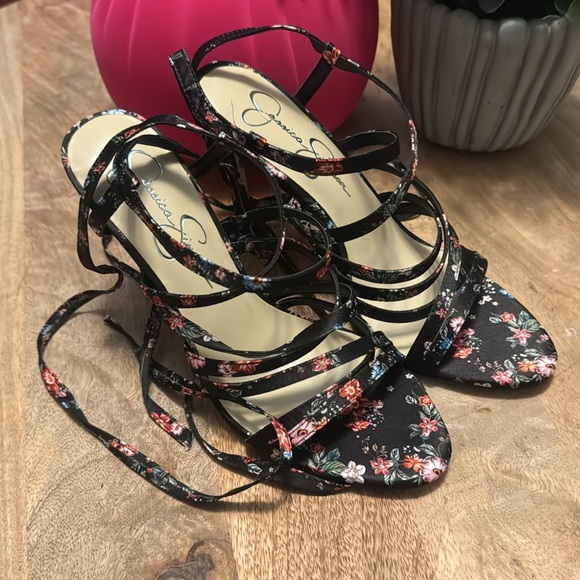 Jessica Simpson Jexilla Women's Strappy Ankle Wrap Stiletto Sandals Size 7 1/2 - Picture 5 of 8